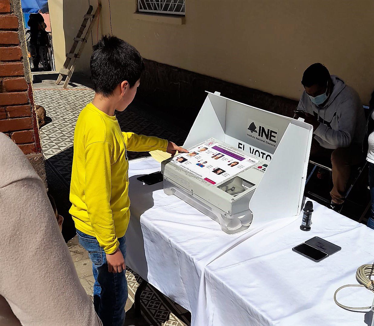 Con boleta electrónica, INE Tlaxcala colaboró en elección de  Presidente/a Municipal por un Día